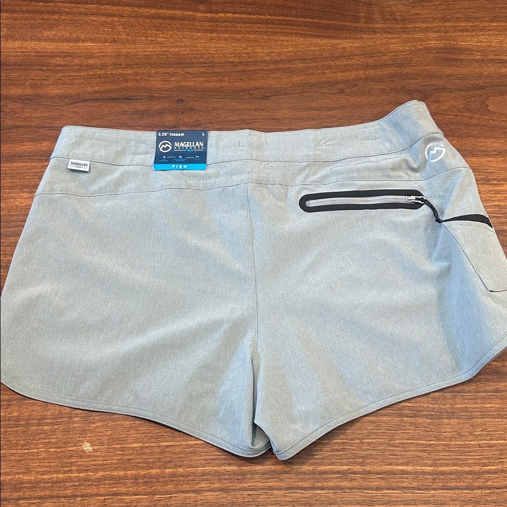 Magellan Pro Outdoors Grey Women's Fish Shorts - Picture 5 of 5